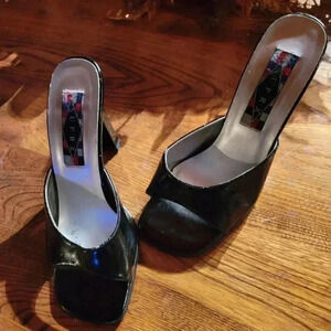 Suprex Woman's Black  Dressy Patent Sandal with 4" Heel